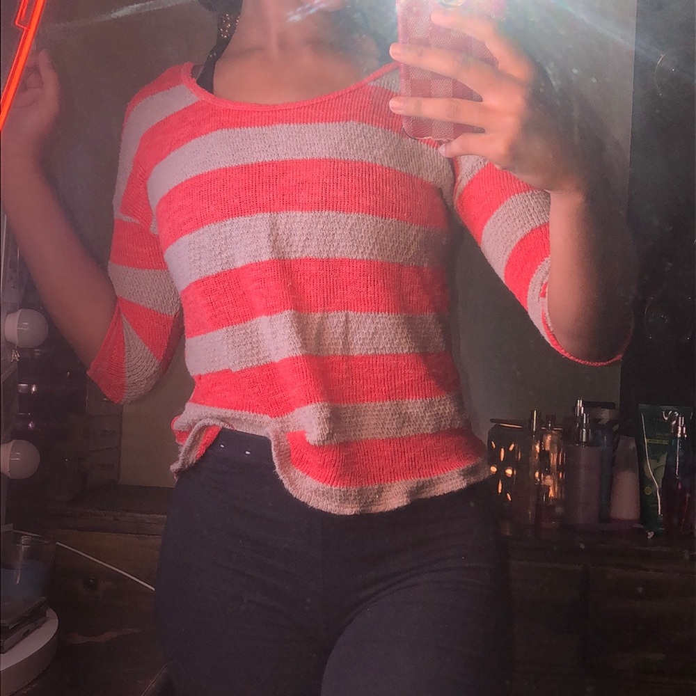Shirt - Picture 3 of 4